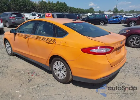 2014 Ford Fusion S z USA, uszkodzony, nr VIN 1FA6P0G77E5404924